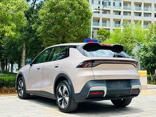 2026 Changan Qiyuan Q05 51.9 kWh II, бежевый, 1755000 рублей, вид 5