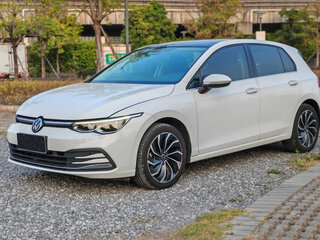 2022 Volkswagen Golf VIII, белый, 1541007 рублей, вид 1