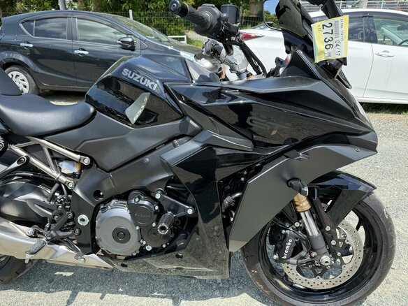 2022 Suzuki GSX-S 1000 GT, чёрный, 1195000 рублей - вид 25