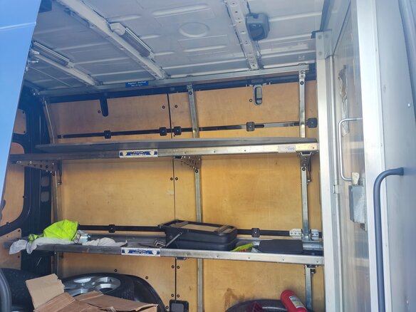 2011 Mercedes-Benz Sprinter, синий, 1360000 рублей - вид 10