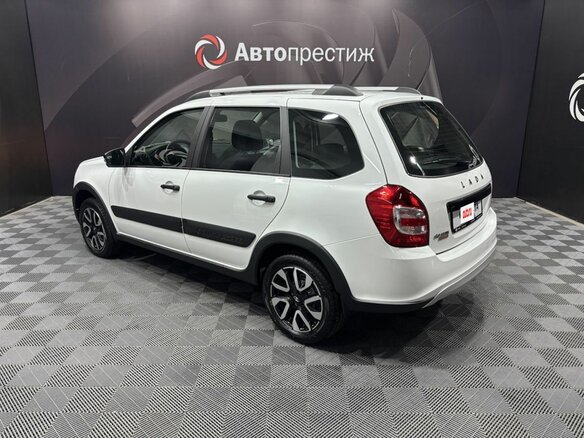 2026 Lada (ВАЗ) Granta Cross I Рестайлинг, белый, 1226000 рублей - вид 6