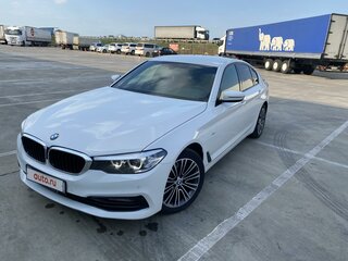 2017 BMW 5 серии 520d xDrive VII (G30/G31/G38), белый, 3200000 рублей, вид 2