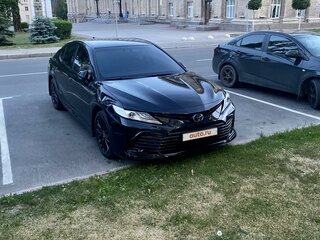 2021 Toyota Camry VIII (XV70) Рестайлинг, чёрный, 4100000 рублей, вид 1