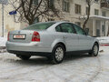 2004 Volkswagen Passat B5 Рестайлинг, серебристый - вид 2