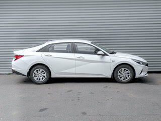 2022 Hyundai Elantra VII (CN7), белый, 1885000 рублей, вид 3