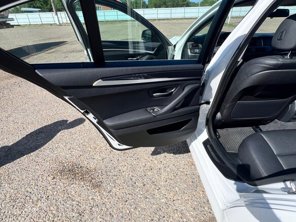 2014 BMW 5 серии 520i VI (F10/F11/F07) Рестайлинг, белый, 4100000 рублей - вид 19