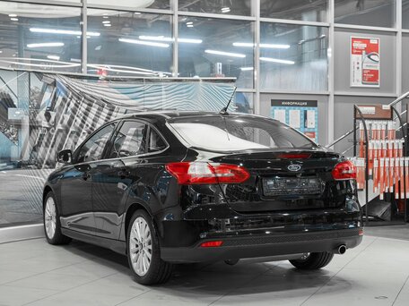 2017 Ford Focus III Рестайлинг, чёрный, 1299000 рублей, вид 4