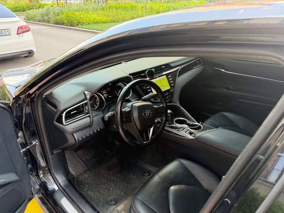 2020 Toyota Camry VIII (XV70), чёрный - вид 4