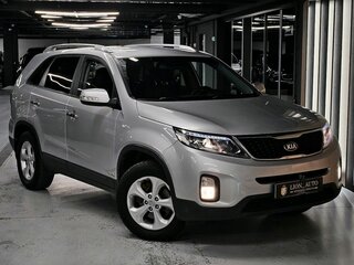 2018 Kia Sorento II Рестайлинг, серебристый, 2150000 рублей, вид 1