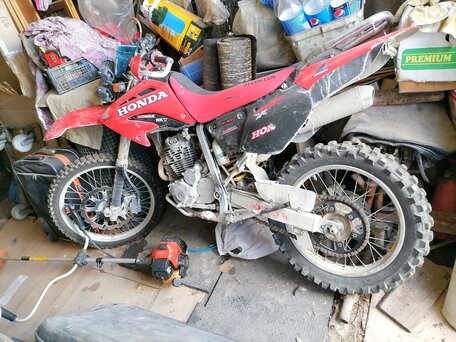 2005 Honda XR 250, красный, 355000 рублей, вид 1