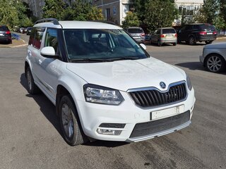 2016 Skoda Yeti I Рестайлинг, белый, 1400000 рублей, вид 2