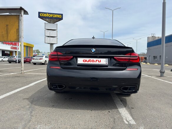 2017 BMW 7 серии Long 730Ld xDrive VI (G11/G12), чёрный, 3700000 рублей - вид 6