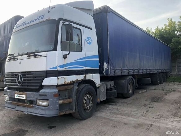 1998 Mercedes-Benz Actros, белый, 1000000 рублей - вид 1