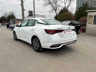 2023 Nissan Sylphy IV (B18), белый, 2150000 рублей, вид 4