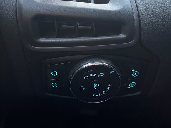 2012 Ford Focus III, белый, 815000 рублей - вид 7