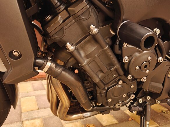 2010 Yamaha FZ1, белый, 600000 рублей - вид 12