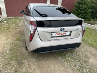2016 Toyota Prius IV (XW50), серый, 1840000 рублей, вид 3