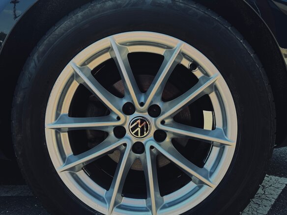 2012 Volkswagen Passat B7, чёрный, 1111110 рублей - вид 9