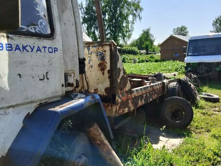 1987 Ford F-53, белый, 420000 рублей, вид 5