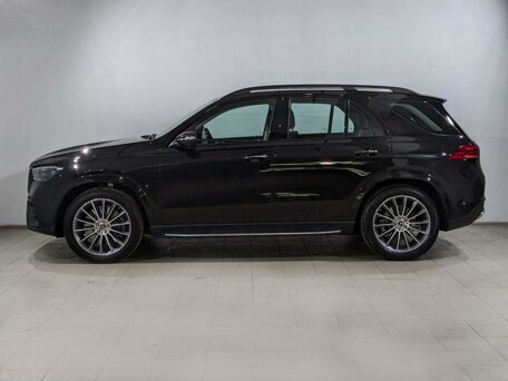 2026 Mercedes-Benz GLE 450 II (V167) Рестайлинг, чёрный, 14900000 рублей, вид 3