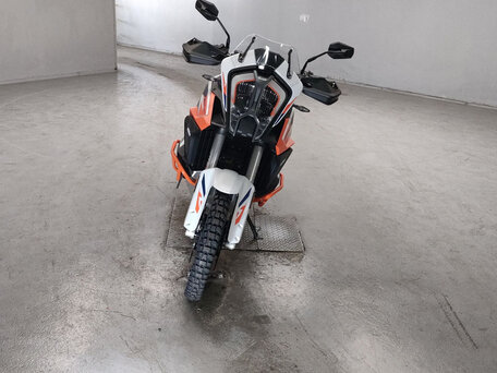 2023 KTM 1290 Super Adventure R, белый, 1560000 рублей, вид 3