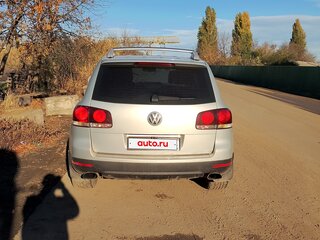 2008 Volkswagen Touareg I Рестайлинг, серебристый, 1100000 рублей, вид 3