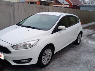 2018 Ford Focus III Рестайлинг, белый, 850000 рублей, вид 1