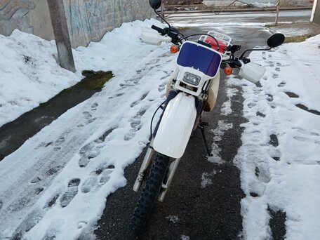 1996 Honda XR 600, белый, 400000 рублей, вид 5