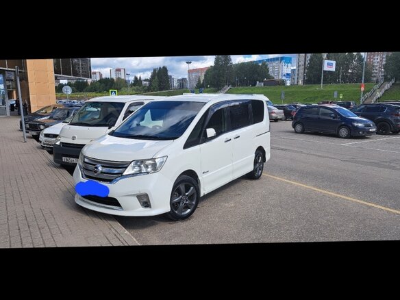 2013 Nissan Serena IV (C26), белый, 1400000 рублей - вид 2