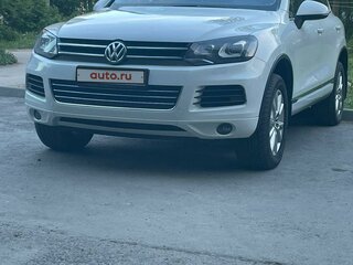 2013 Volkswagen Touareg II, белый, 2300000 рублей, вид 5