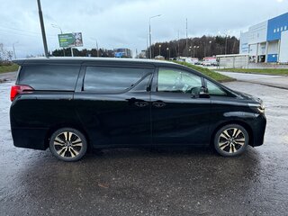 2021 Toyota Alphard III Рестайлинг, чёрный, 8499000 рублей, вид 4