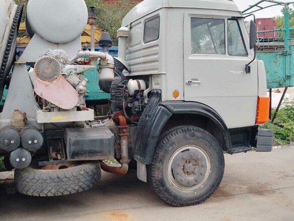 2002 КамАЗ Автобетоносмеситель, серый, 950000 рублей