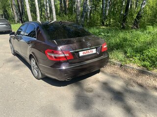 2010 Mercedes-Benz E-Класс 300 IV (W212, S212, C207), фиолетовый, 1750000 рублей, вид 4