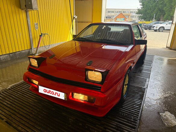 1988 Mitsubishi Starion, красный, 990000 рублей - вид 3