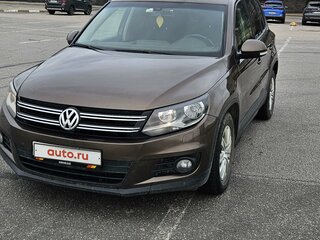 2013 Volkswagen Tiguan I Рестайлинг, коричневый, 1199000 рублей, вид 2