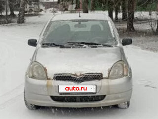 2000 Toyota Yaris I, белый, 250000 рублей, вид 1