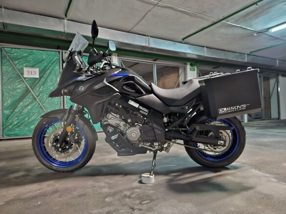 2022 Suzuki V-Strom DL 650, чёрный, 1000000 рублей - вид 7