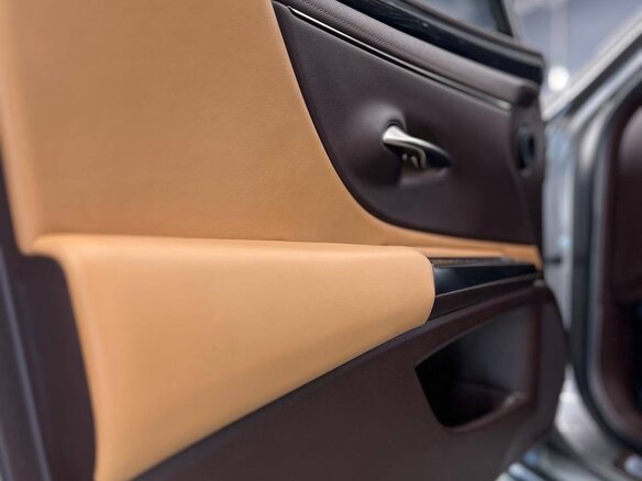 2020 Lexus ES 250 VII, серый, 4550000 рублей - вид 26