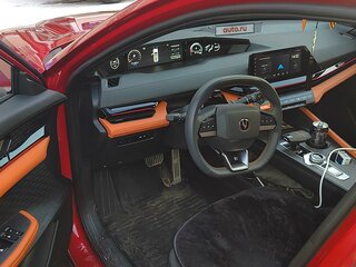 2023 Changan UNI-V I, красный, 2200000 рублей, вид 4