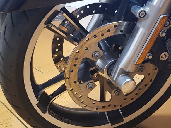 2018 Harley-Davidson Street Glide, синий, 2300000 рублей - вид 28