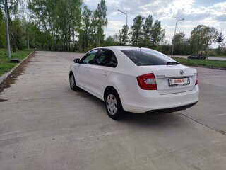 2014 Skoda Rapid I, белый, 900000 рублей, вид 5