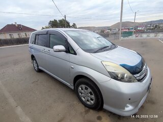 2012 Toyota ISis I Рестайлинг, серый, 1290000 рублей, вид 4