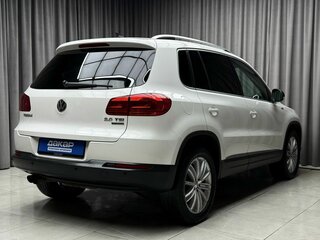 2013 Volkswagen Tiguan I Рестайлинг, белый, 1649000 рублей, вид 4