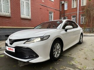 2019 Toyota Camry VIII (XV70), белый, 2450000 рублей, вид 5