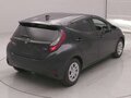 2025 Toyota Aqua II Рестайлинг, чёрный - вид 5