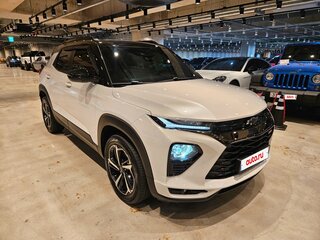 2023 Chevrolet TrailBlazer III, белый, 1670777 рублей, вид 2
