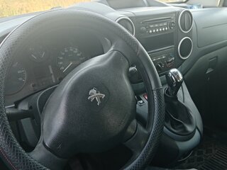 2012 Peugeot Partner II Рестайлинг, серый, 570000 рублей, вид 4