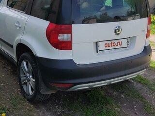 2012 Skoda Yeti I, белый, 750000 рублей, вид 4