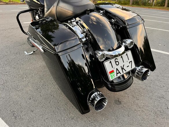 2010 Harley-Davidson Street Glide, чёрный, 850000 рублей - вид 6