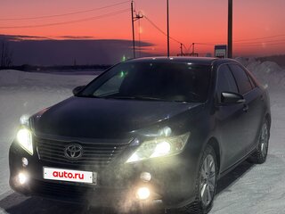 2012 Toyota Camry VII (XV50), серый, 1795000 рублей, вид 1